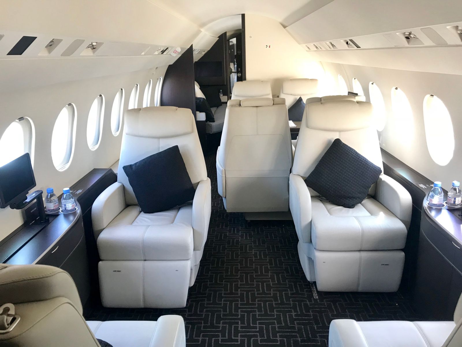 2015 Dassault Falcon 900LX for sale