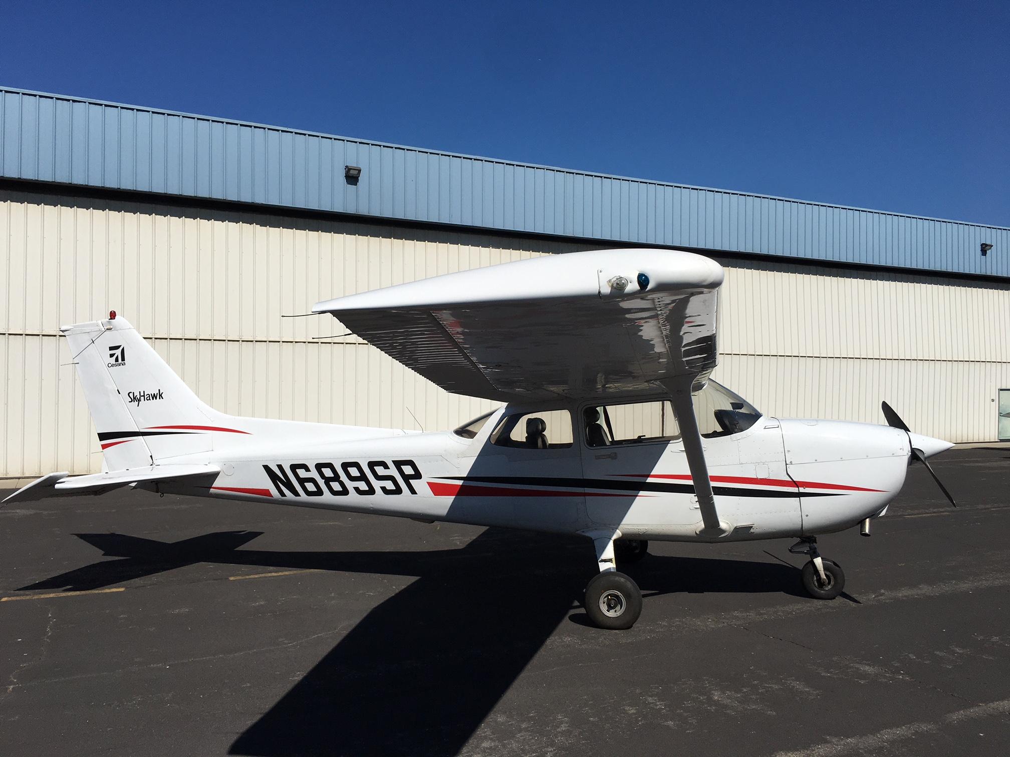 1999 Cessna 172 for sale