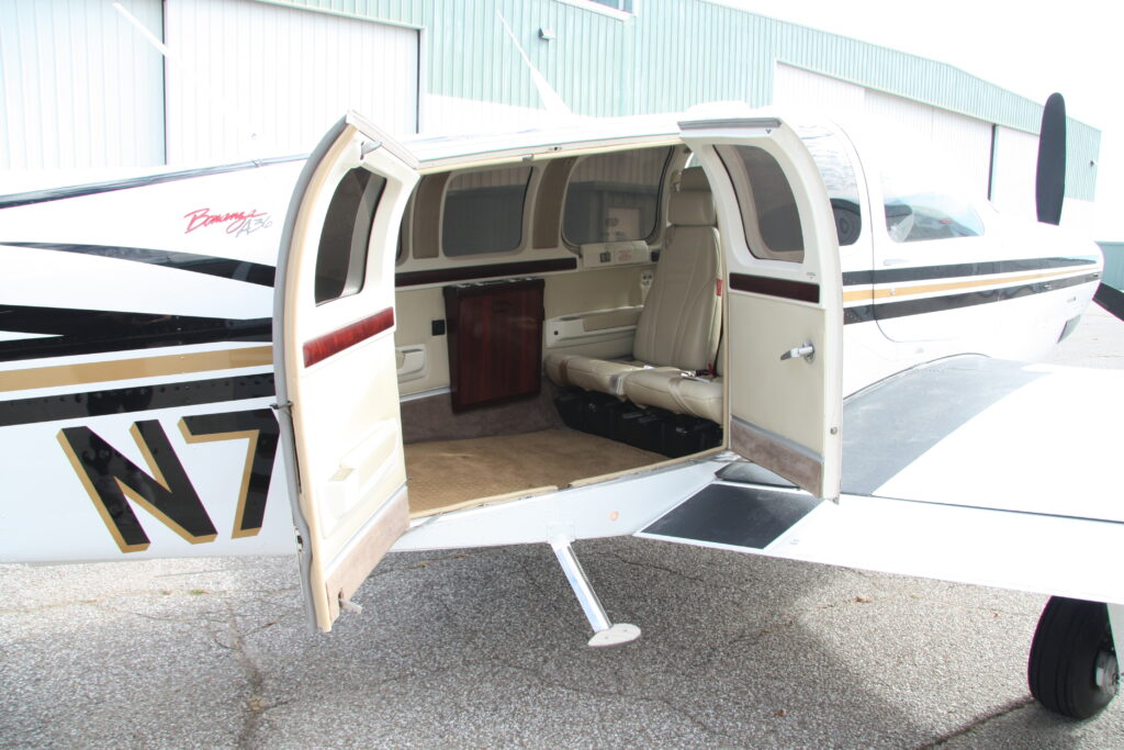 2004 Beechcraft Bonanza A36 for sale