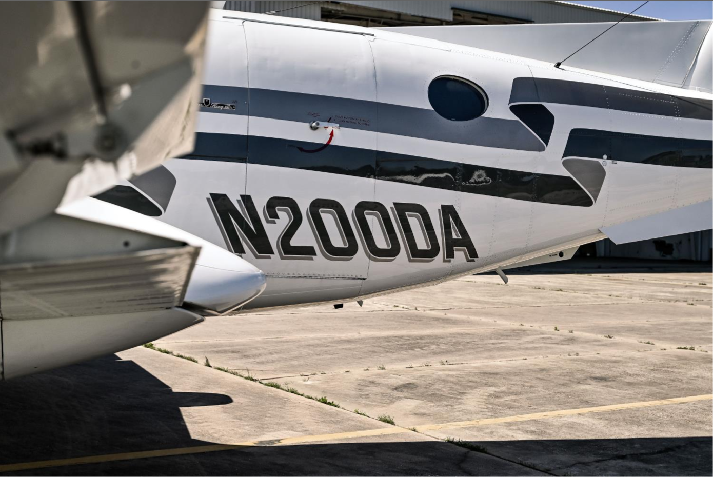 beechcraft king air b200 price