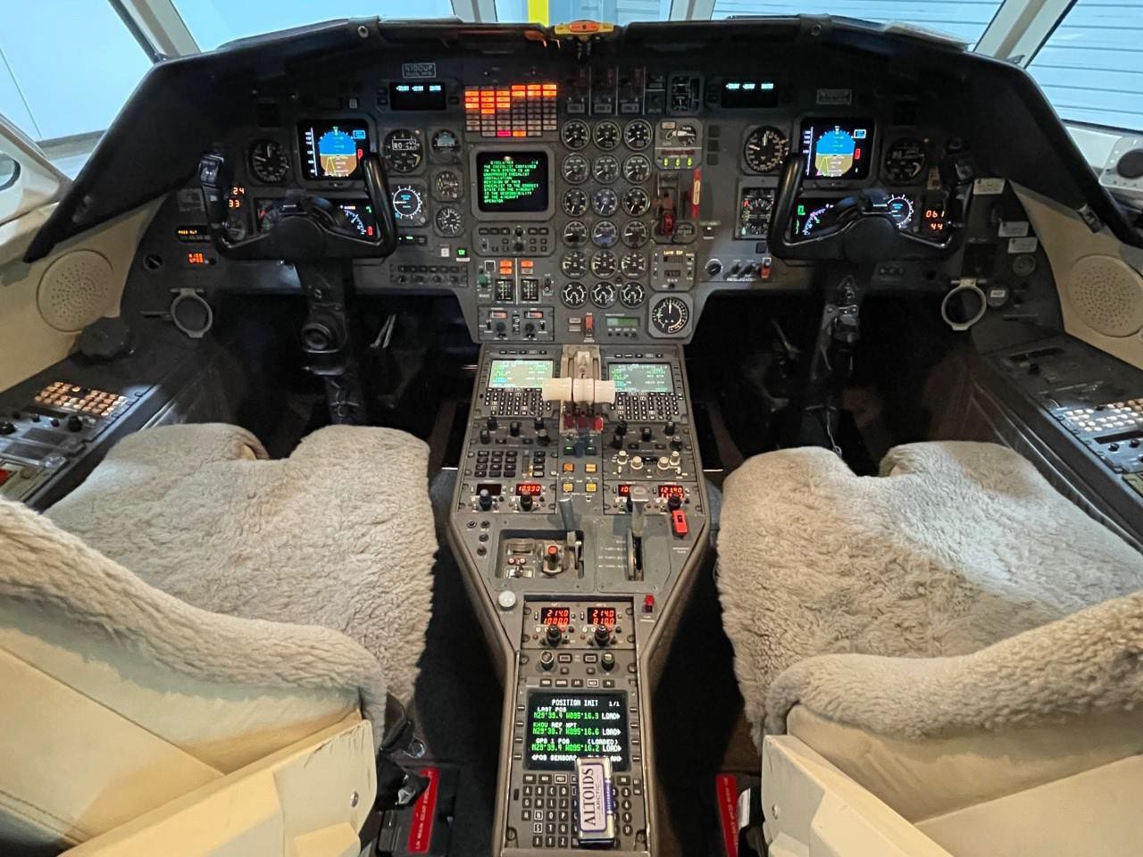 1988 Dassault Falcon 900B for sale