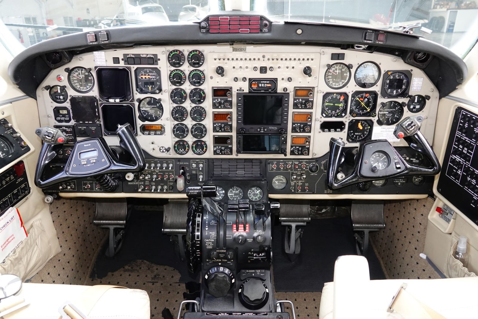 beechcraft king air b200 price