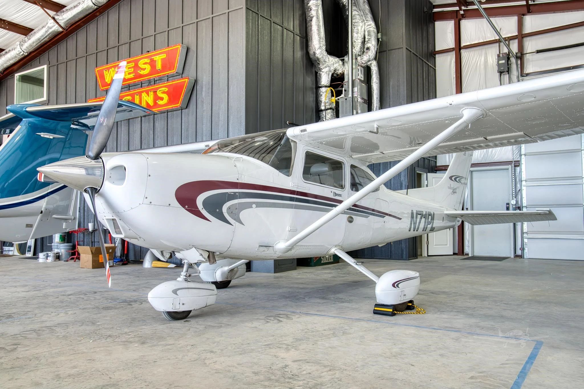 2000 Cessna 182S Skylane