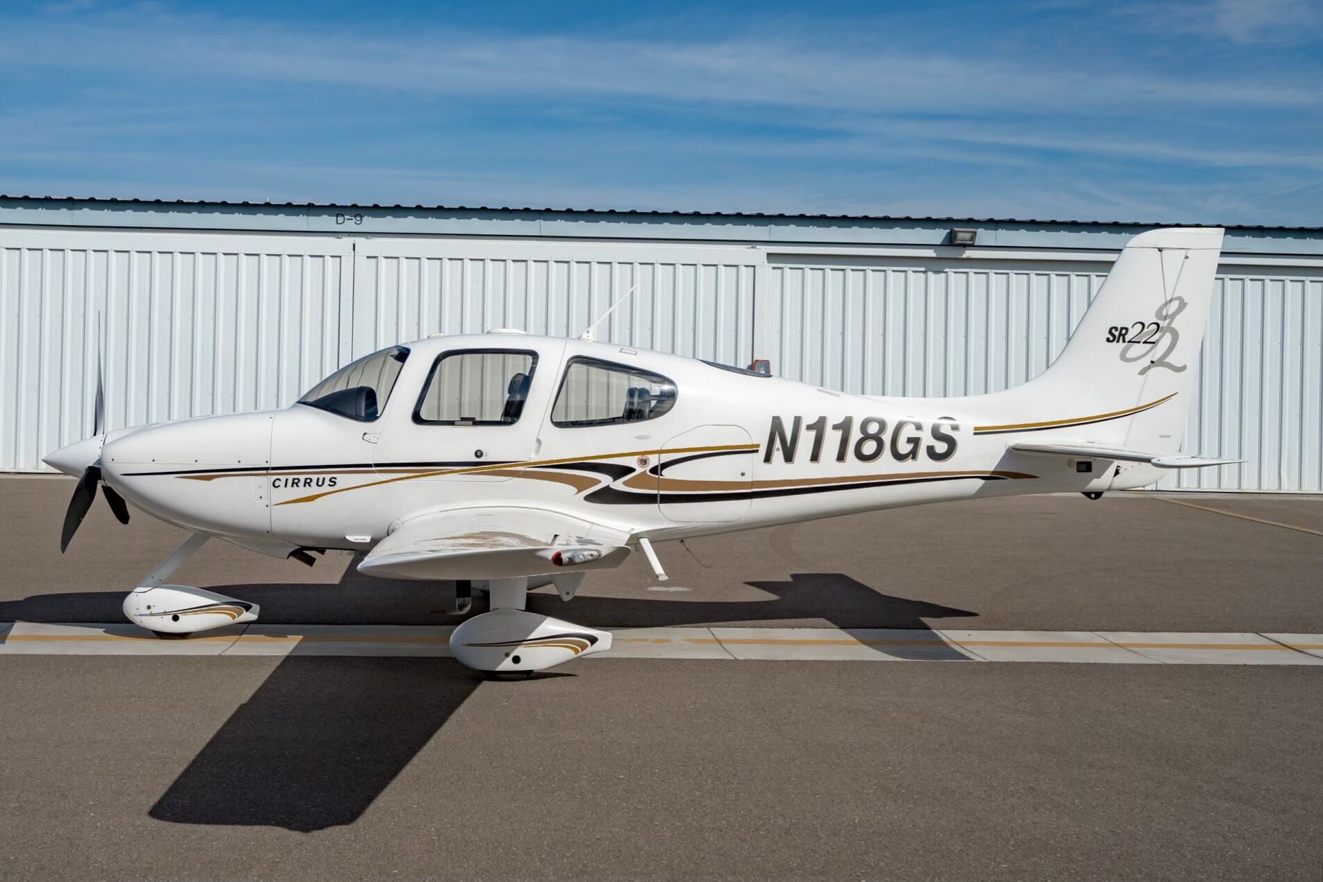 2004 Cirrus SR22-G2