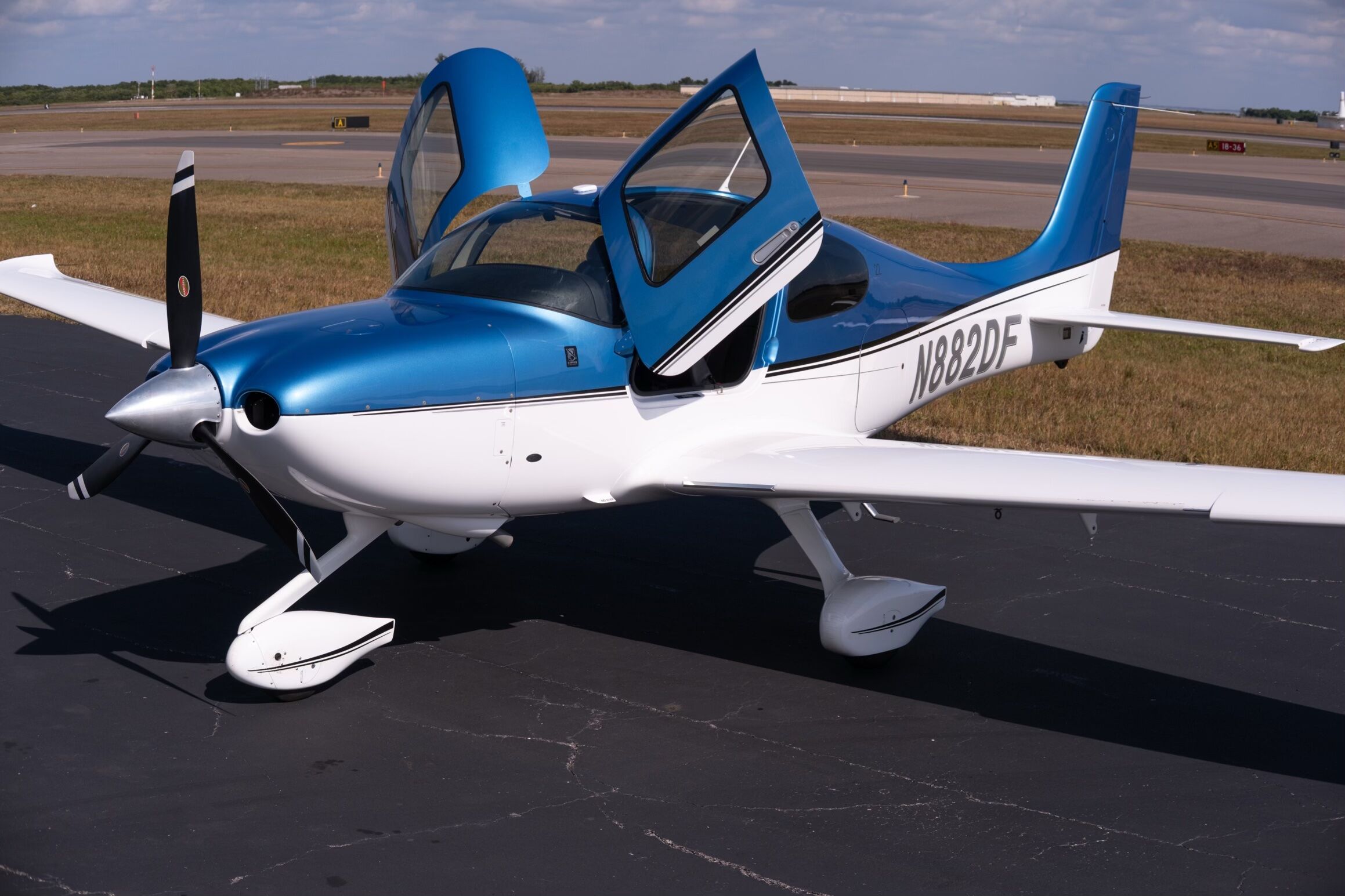 2017 Cirrus SR22-G6