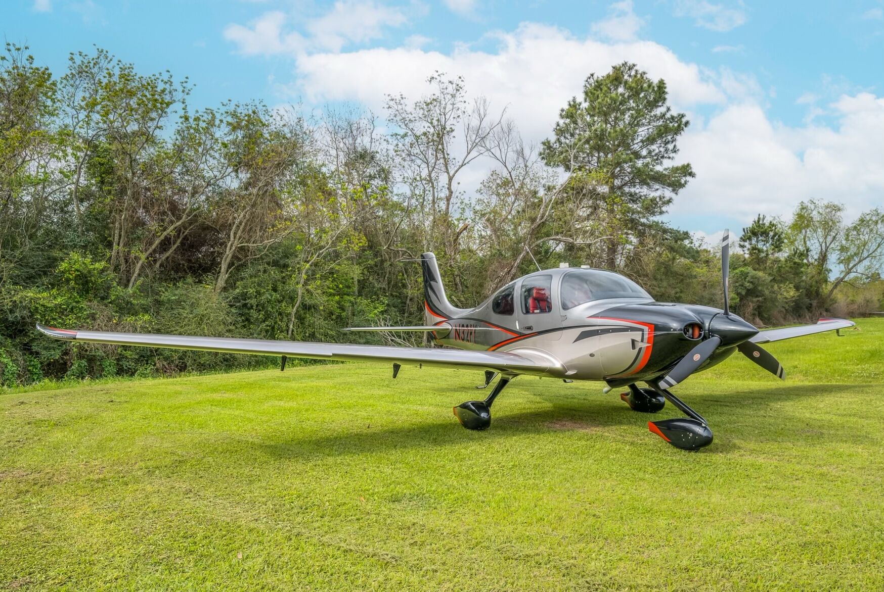 2025 Cirrus SR22-G7